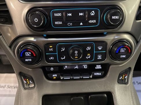 Used 2019 Chevrolet Suburban LT w/ LT Signature Package image 16