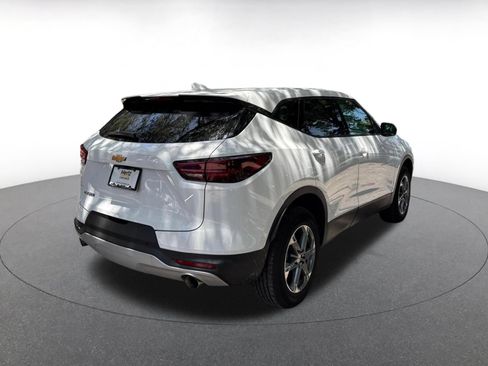 Used 2026 Chevrolet Blazer LT FWD image 7