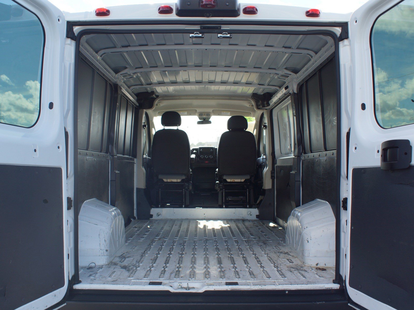 Used 2021 RAM ProMaster 1500 FWD image 13