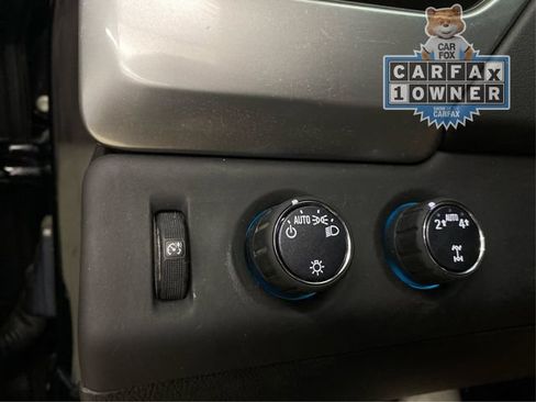 Used 2017 Chevrolet Suburban LT AWD/4WD image 24