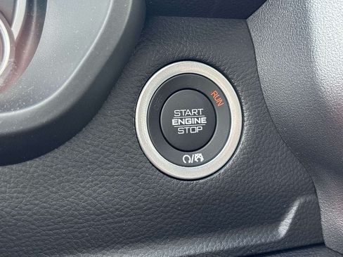 New 2026 RAM 1500 Big Horn AWD/4WD image 10