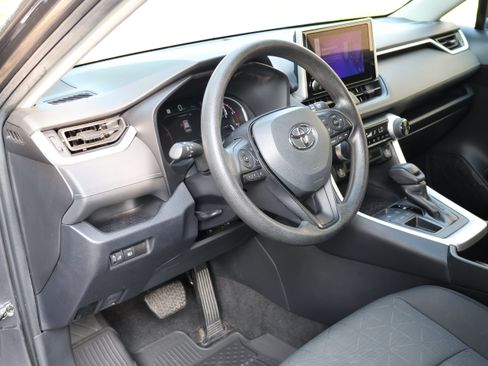 Certified 2024 Toyota RAV4 XLE FWD image 28