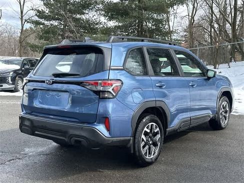 Certified 2025 Subaru Forester image 20