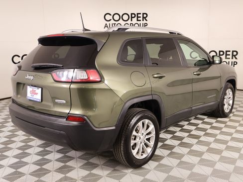 Used 2020 Jeep Cherokee Latitude FWD image 19