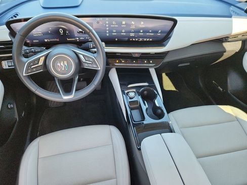 Used 2024 Buick Envision Avenir AWD/4WD image 11
