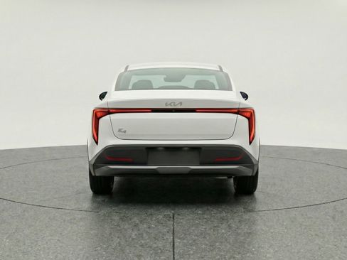 Used 2025 Kia K4 FWD image 7