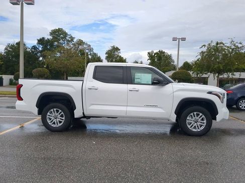 New 2025 Toyota Tundra SR5 AWD/4WD image 3
