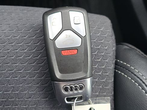 Used 2022 Audi A4 2.0T Premium Plus image 27