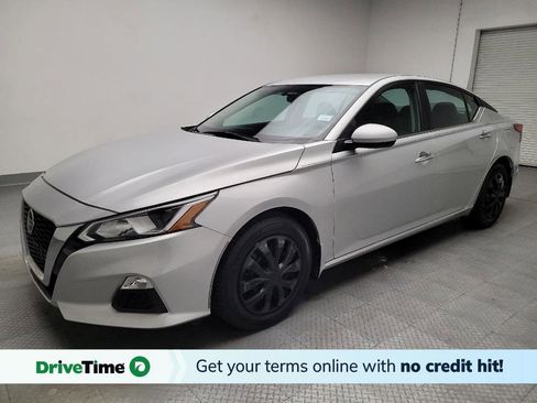 Used 2019 Nissan Altima 2.5 S image 1