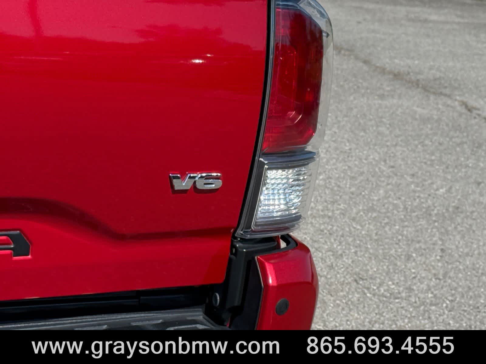 Used 2023 Toyota Tacoma TRD Sport w/ Technology Package AWD/4WD image 12