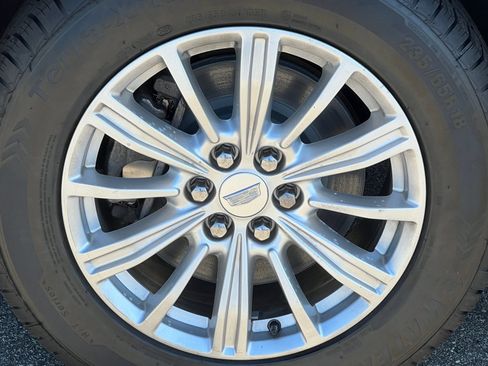 Certified 2018 Cadillac XT5 FWD image 8