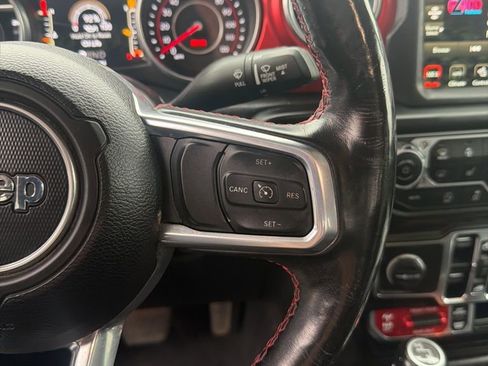 Used 2021 Jeep Gladiator Rubicon w/ Uconnect 4C Nav & Sound Group image 31