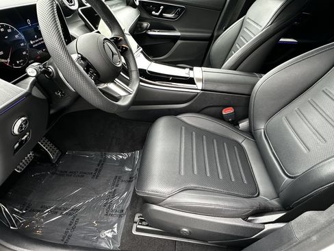 Certified 2025 Mercedes-Benz GLC 300 4MATIC image 10