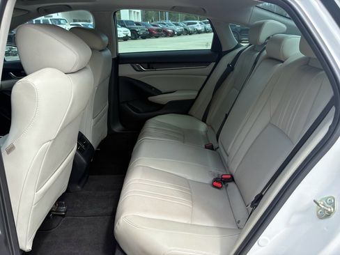 Used 2018 Honda Accord EX-L image 28