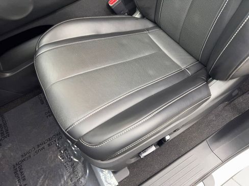 Used 2023 INFINITI QX60 Luxe w/ Performance Audio Package image 28