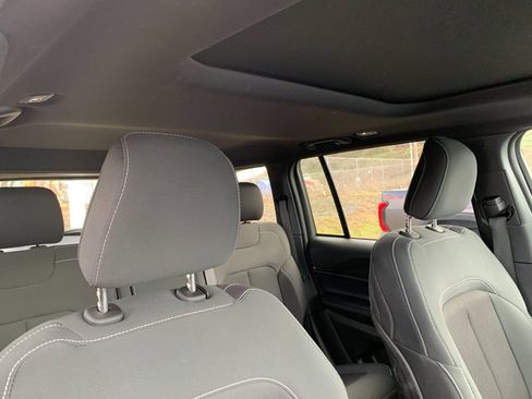 Used 2024 Jeep Grand Cherokee Laredo X w/ Trailer Tow Package image 18