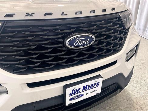 Used 2023 Ford Explorer ST-Line w/ Class IV Trailer Tow Package RWD image 7