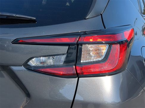 Certified 2024 Subaru Crosstrek 2.0i Premium w/ Crosstrek Mirror Package image 8