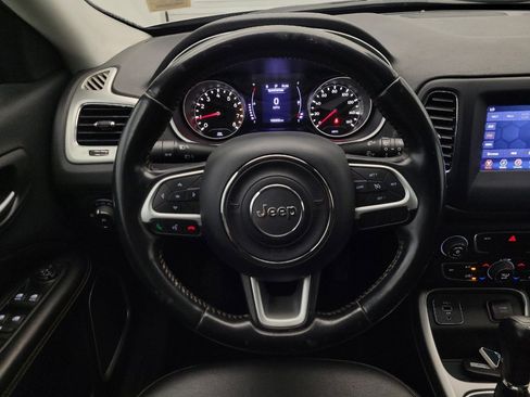 Used 2019 Jeep Compass Latitude FWD image 22