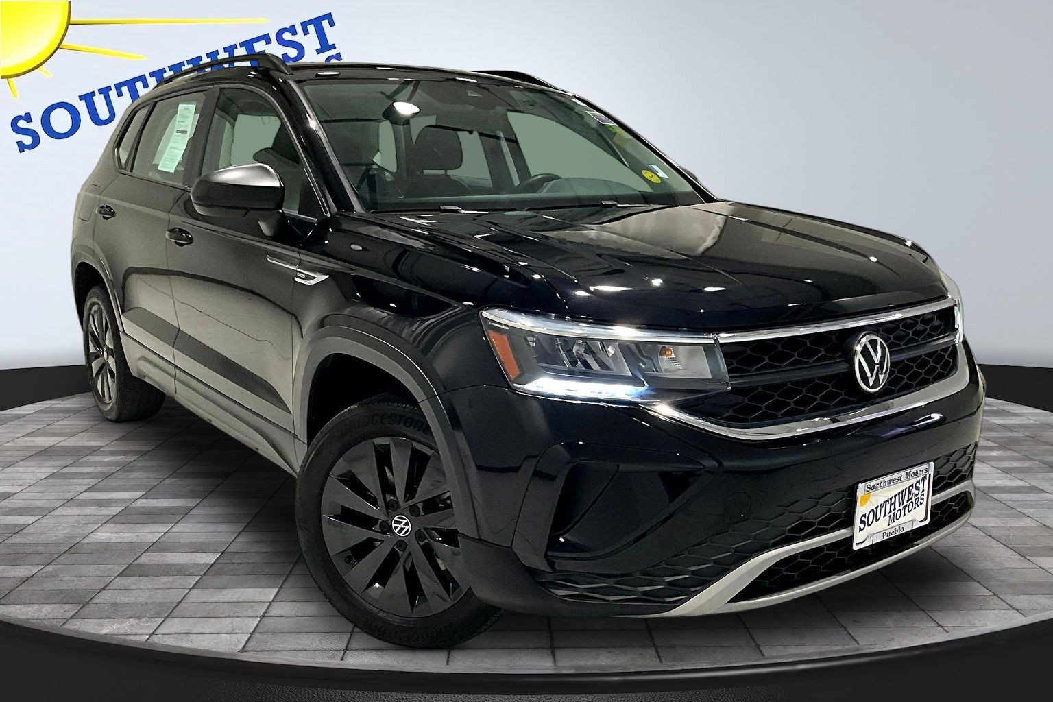 Used 2022 Volkswagen Taos S FWD image 3
