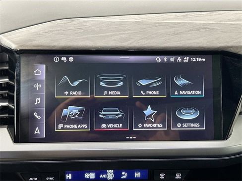 Used 2025 Audi Q4 e-tron Premium w/ Convenience Package image 14