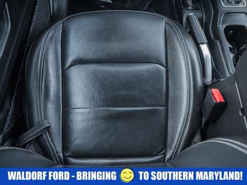 Used 2022 Jeep Wrangler Unlimited Sahara w/ Cold Weather Group image 38