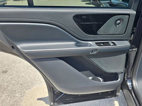 New 2025 Lincoln Aviator 2WD w/ Equipment Group 101A image 12