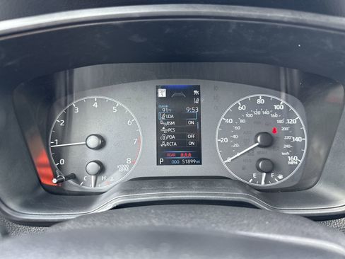 Certified 2024 Toyota Corolla Cross LE image 10