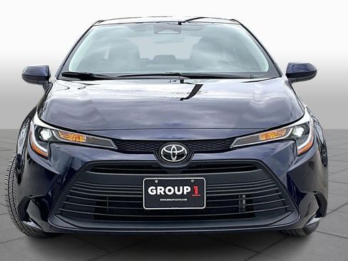 Used 2026 Toyota Corolla LE image 3