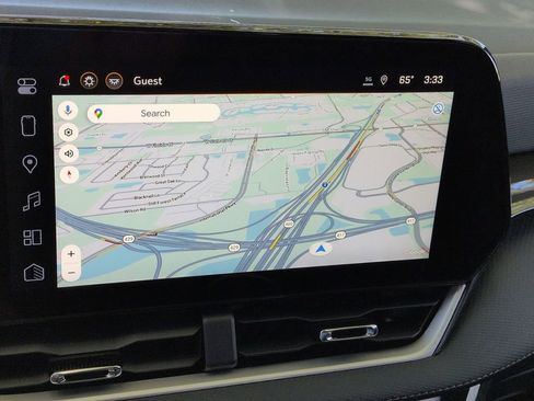 New 2026 Chevrolet Equinox LT w/ Safety and Technology Package image 16