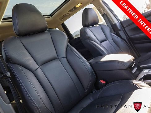 Used 2020 Subaru Ascent Limited w/ Technology Package image 4