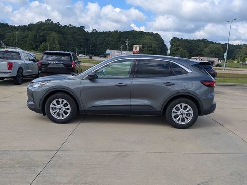Used 2023 Ford Escape Active FWD image 5