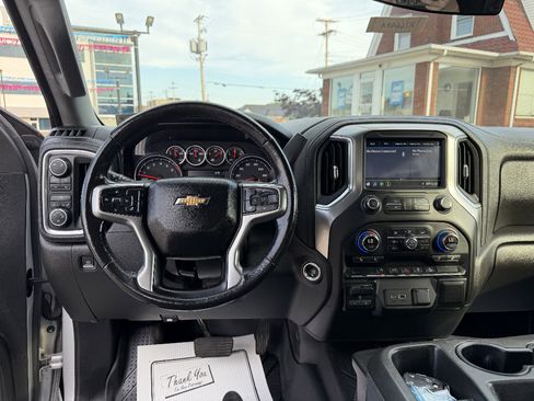 Used 2019 Chevrolet Silverado 1500 LT w/ All-Star Edition AWD/4WD image 26
