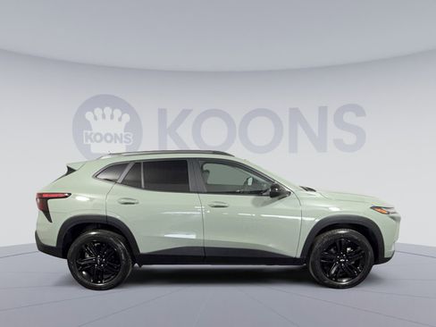 Used 2025 Chevrolet Trax ACTIV w/ Driver Confidence Package image 8