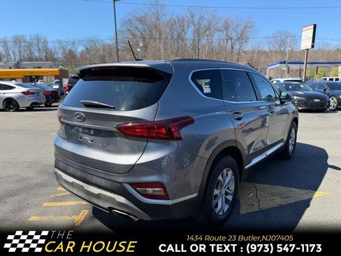 Used 2020 Hyundai Santa Fe SE FWD image 8