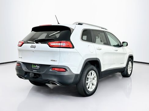 Used 2015 Jeep Cherokee Latitude w/ Comfort/Convenience Group AWD/4WD image 9
