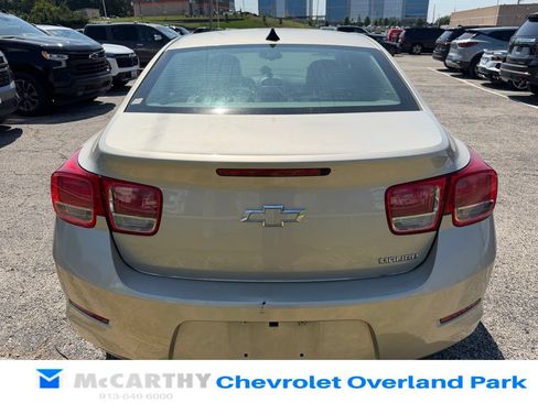 Used 2013 Chevrolet Malibu LS FWD image 4