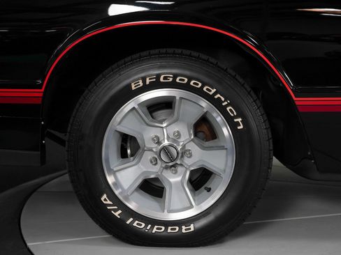 Used 1988 Chevrolet Monte Carlo SS RWD image 16