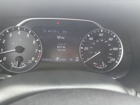 Used 2024 Nissan Frontier SV w/ SV Convenience Package AWD/4WD image 15
