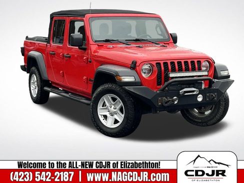 Used 2020 Jeep Gladiator Sport w/ Quick Order Package 23S image 1