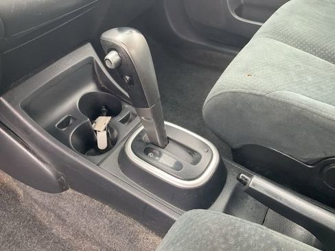 Used 2010 Nissan Versa 1.8 S image 22