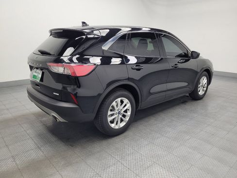 Used 2020 Ford Escape SE FWD image 10