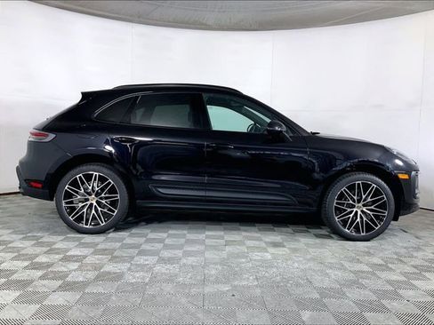 New 2026 Porsche Macan AWD/4WD image 8