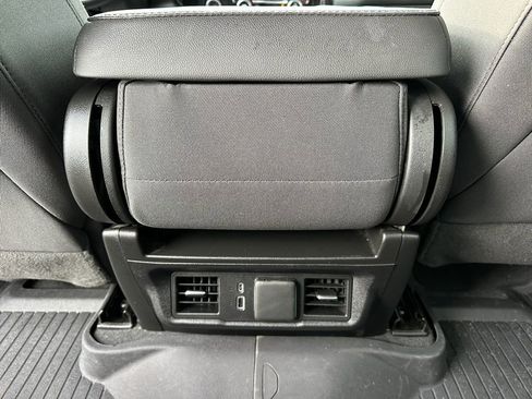 Used 2023 Chevrolet Silverado 1500 LT image 11