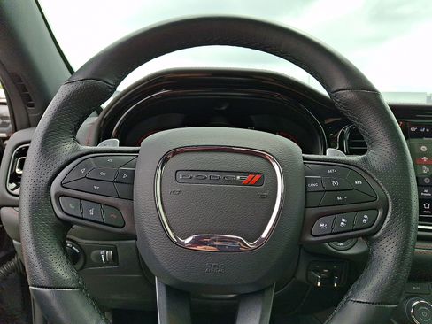 Used 2025 Dodge Durango GT AWD/4WD image 21