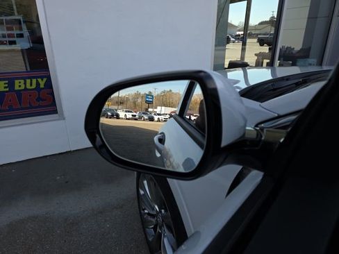 Used 2025 Buick Envista Avenir image 39