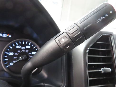 Used 2019 Ford F250 XLT w/ XLT Premium Package AWD/4WD image 45