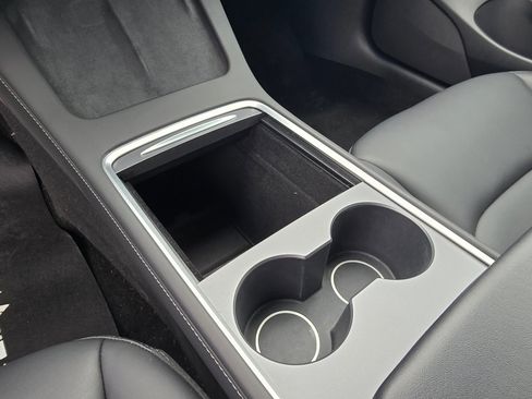 Used 2023 Tesla Model 3 Standard Range RWD image 17