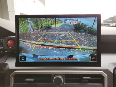 Used 2024 Toyota Tacoma TRD Sport image 18