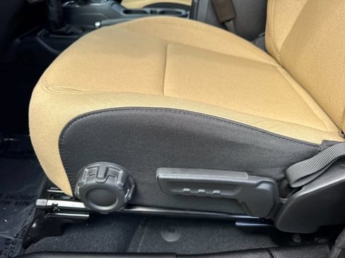 Used 2025 Jeep Wrangler Unlimited Sport S 4xe AWD/4WD image 13